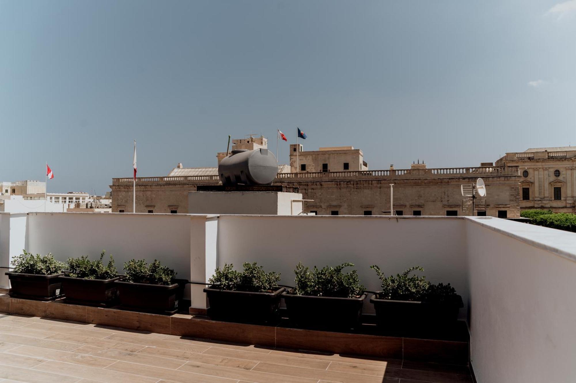 King Charles Hotel Βαλέτα Εξωτερικό φωτογραφία