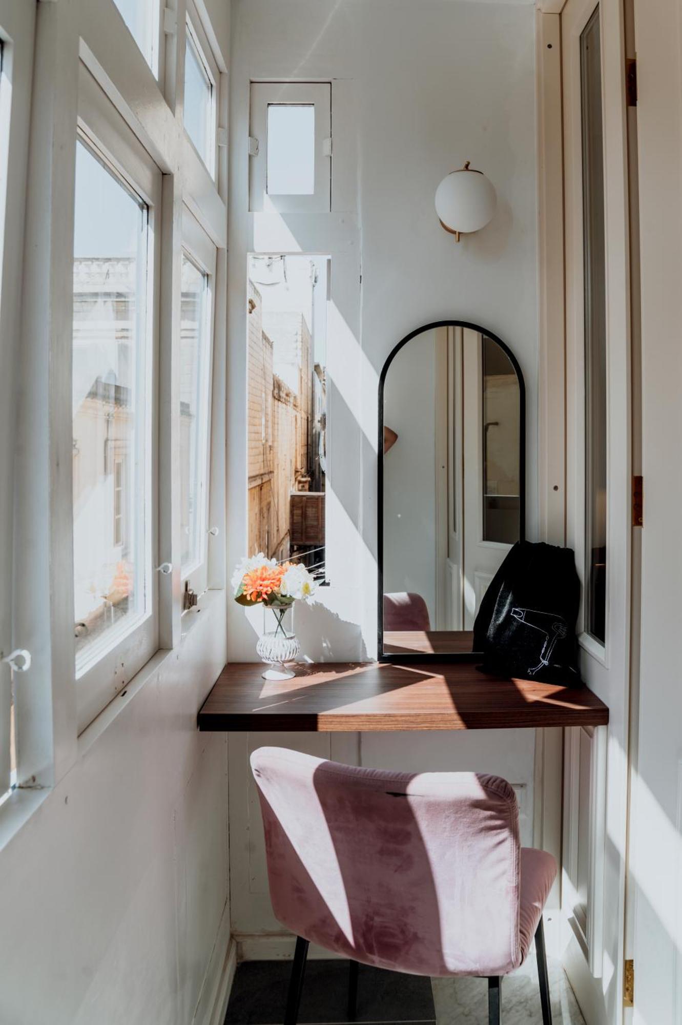 King Charles Hotel Βαλέτα Εξωτερικό φωτογραφία
